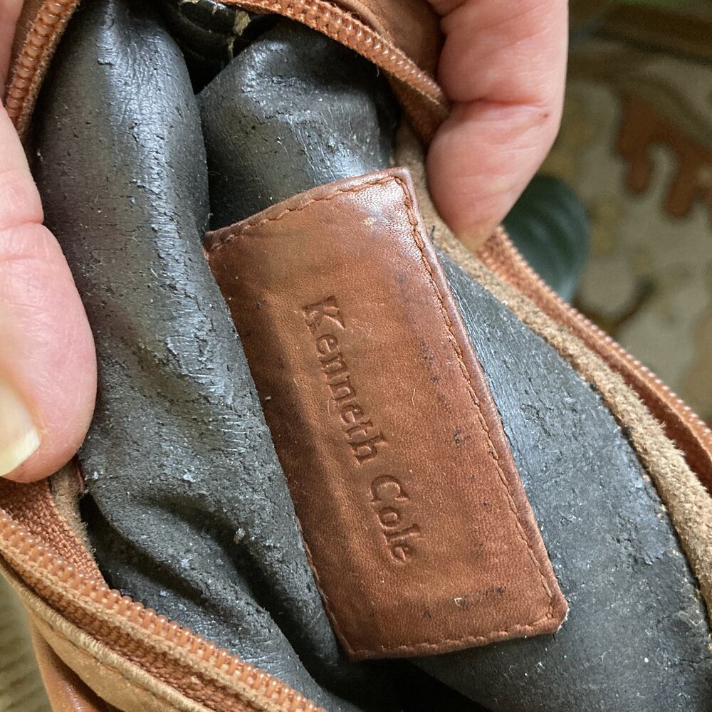 Kenneth Cole Leather Zip Makeup Pouch